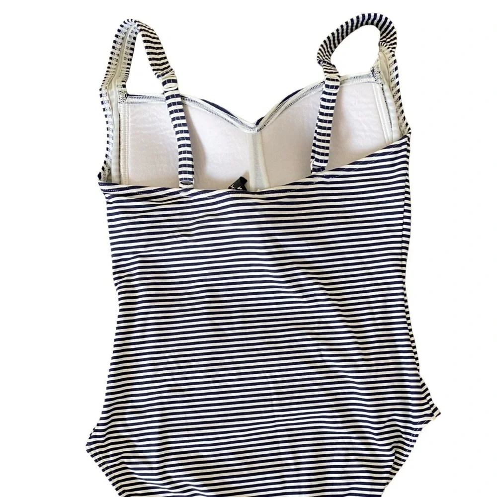 Nip tuck Swimsuit - 6 navy white striped , polyester spandex
